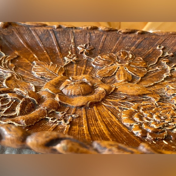 Vintage Resin Faux Wood Carved Floral Dish - Picture 4 of 10